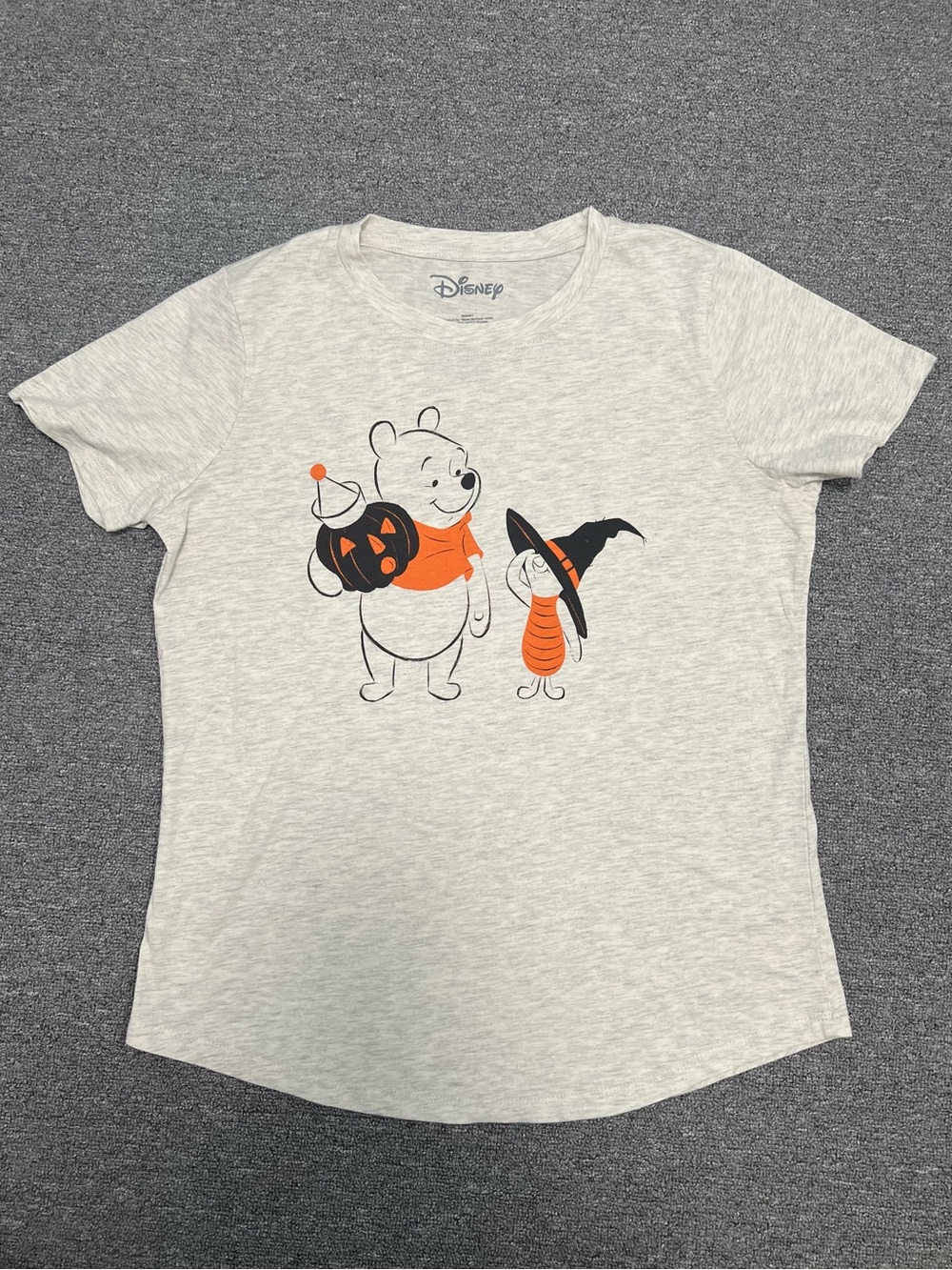 Disney Winnie the Pooh Halloween Graphic Tee Adult M